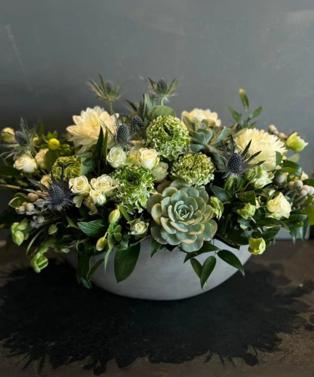 The Hydra - White Dahilas and Roses