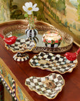 Courtly Fluted Heart Plate