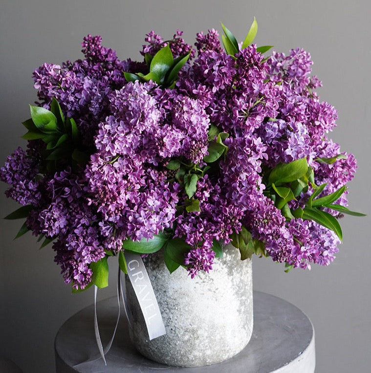 Creative Floral Designs and Home Gifts