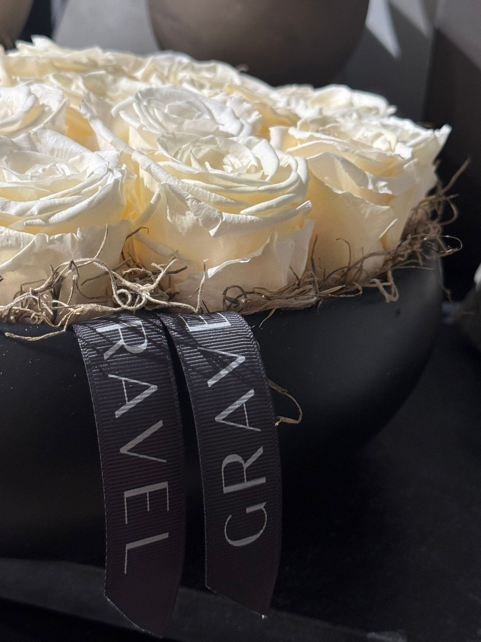 Black and Silver Roses Hat Box Black and Silver Roses Hat Box