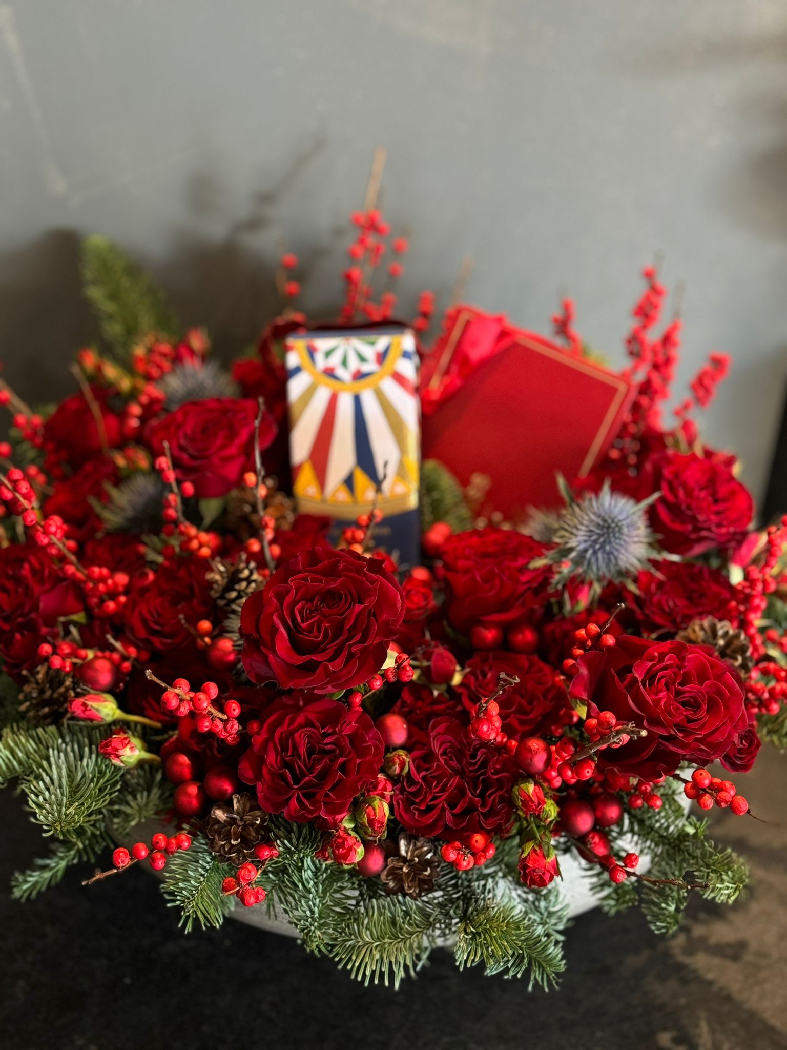 The Serena Wedding Gift Basket Sini - Red Roses and Green Flowers Gift Basket