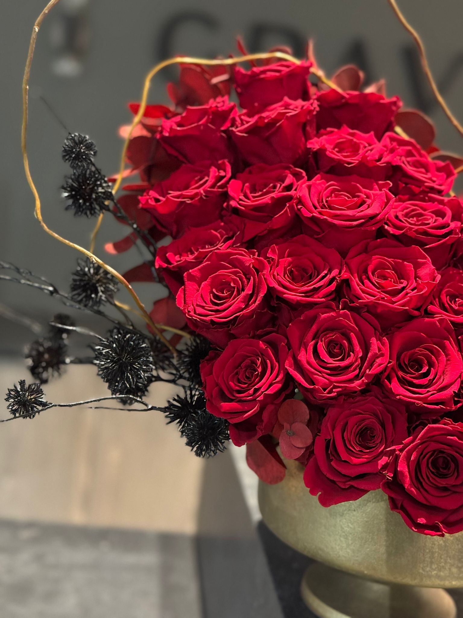 FOREVER ROSES – GRAVEL Florals & Curiosities
