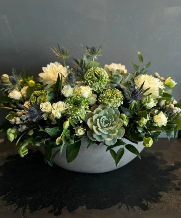 The Hydra - White Dahilas and Roses