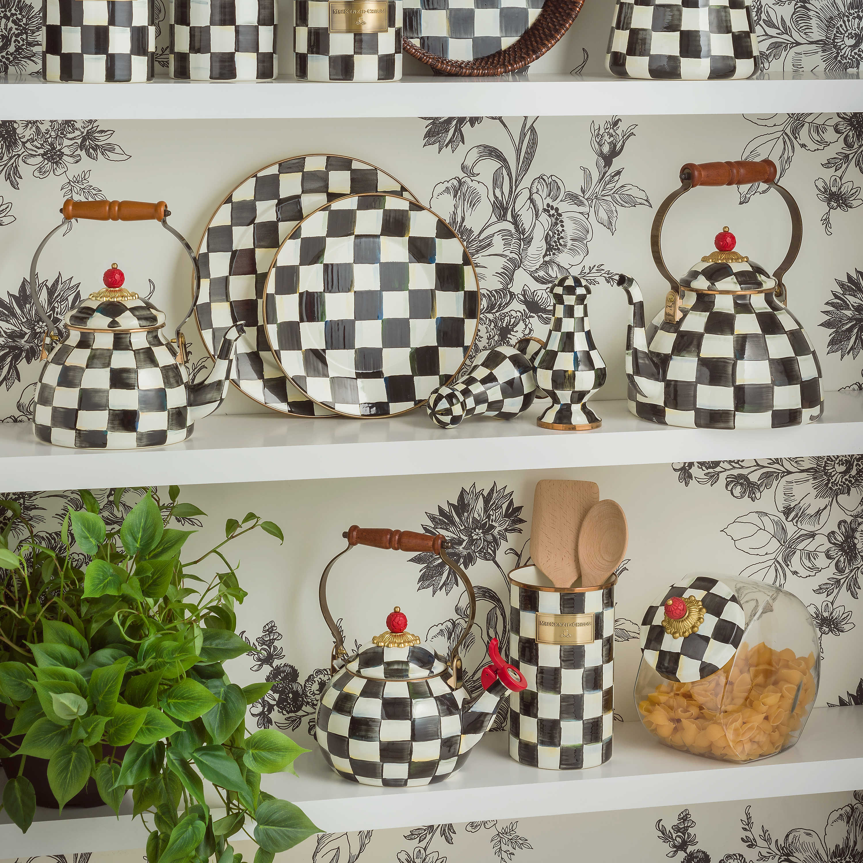 Cookie Jar With Courtly Lid