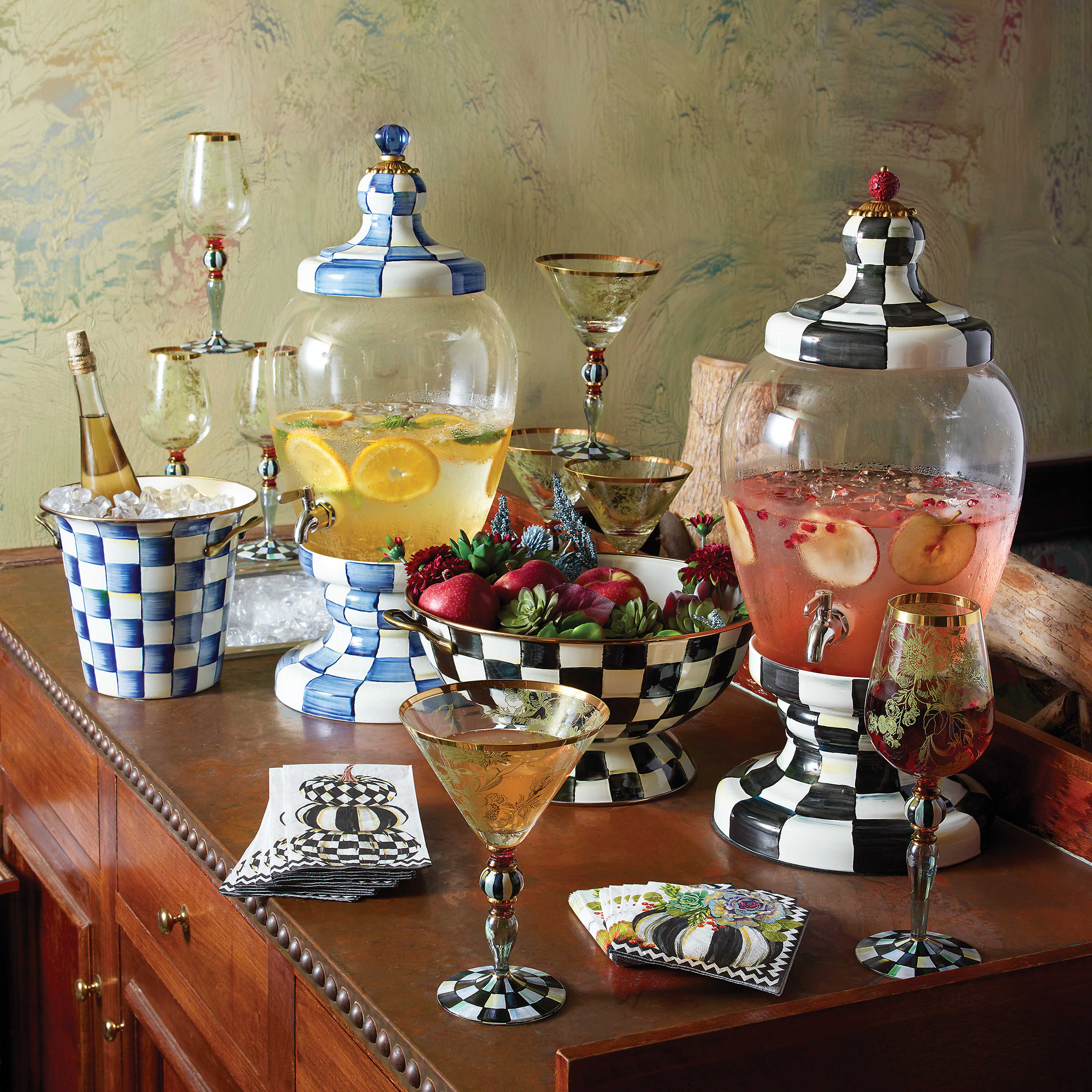 Courtly Everything Bowl