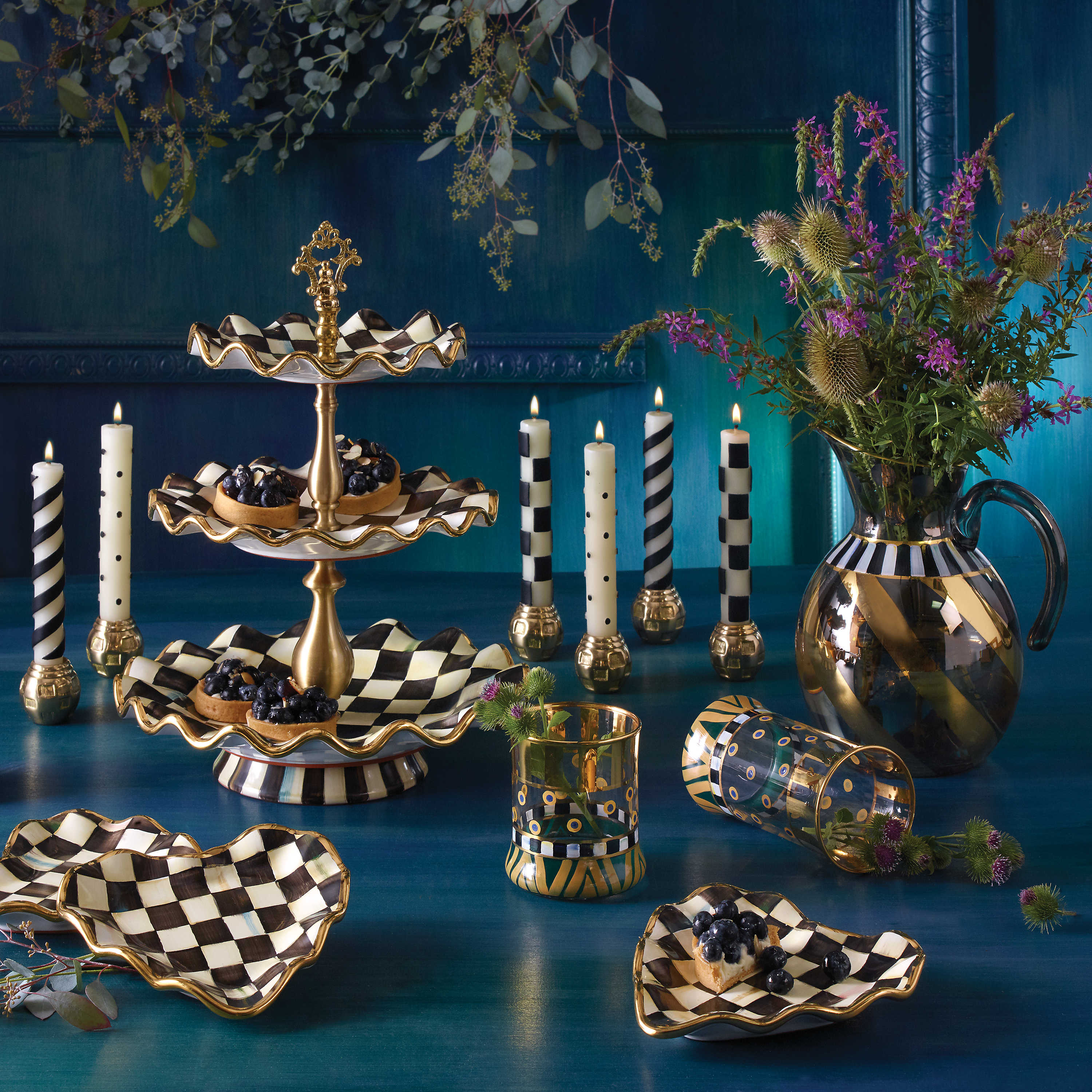 Courtly Fluted Heart Plate