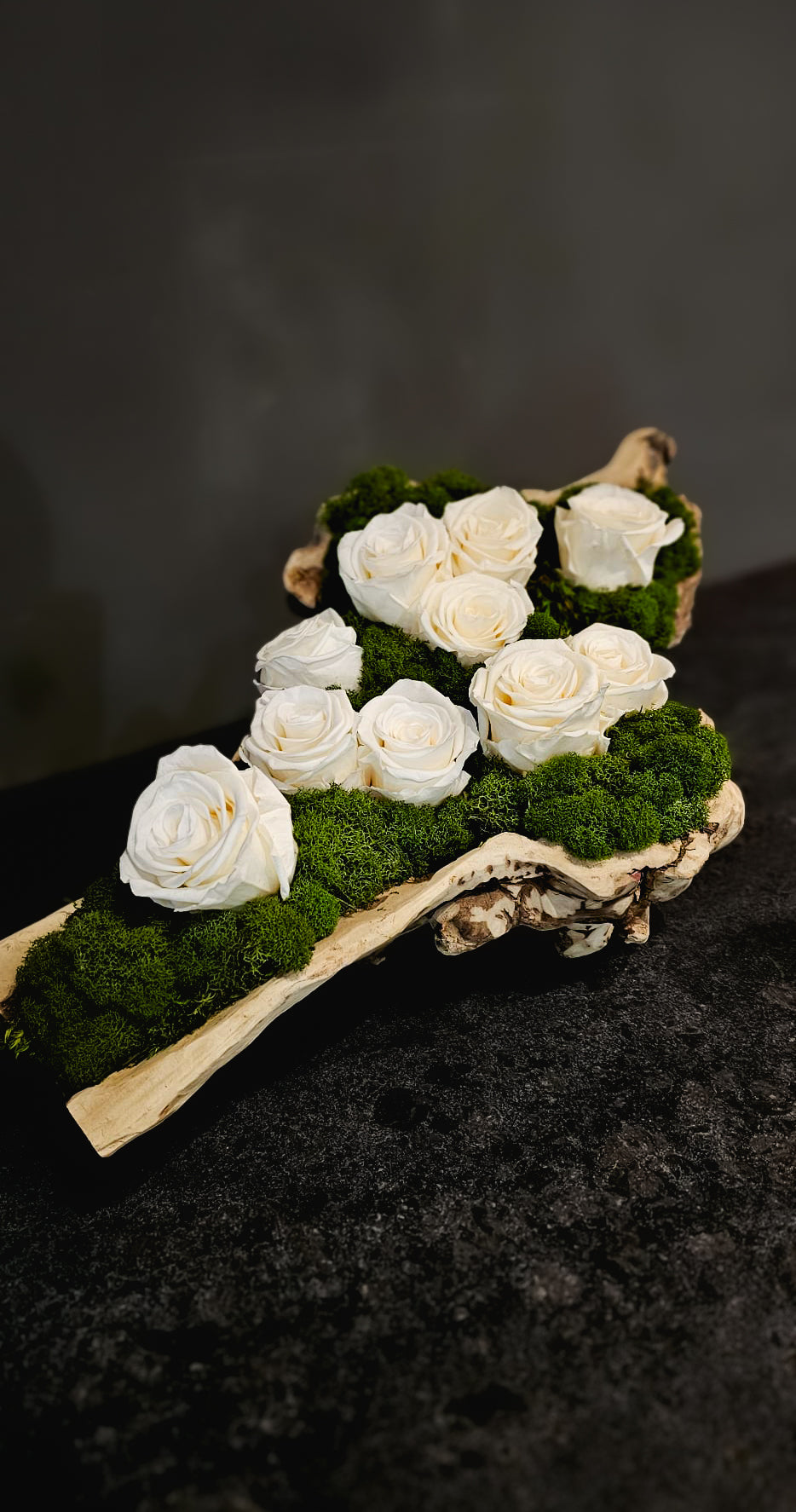 Moss Arrangement in Wood Container With Preserved White Roses (Classic Size) 