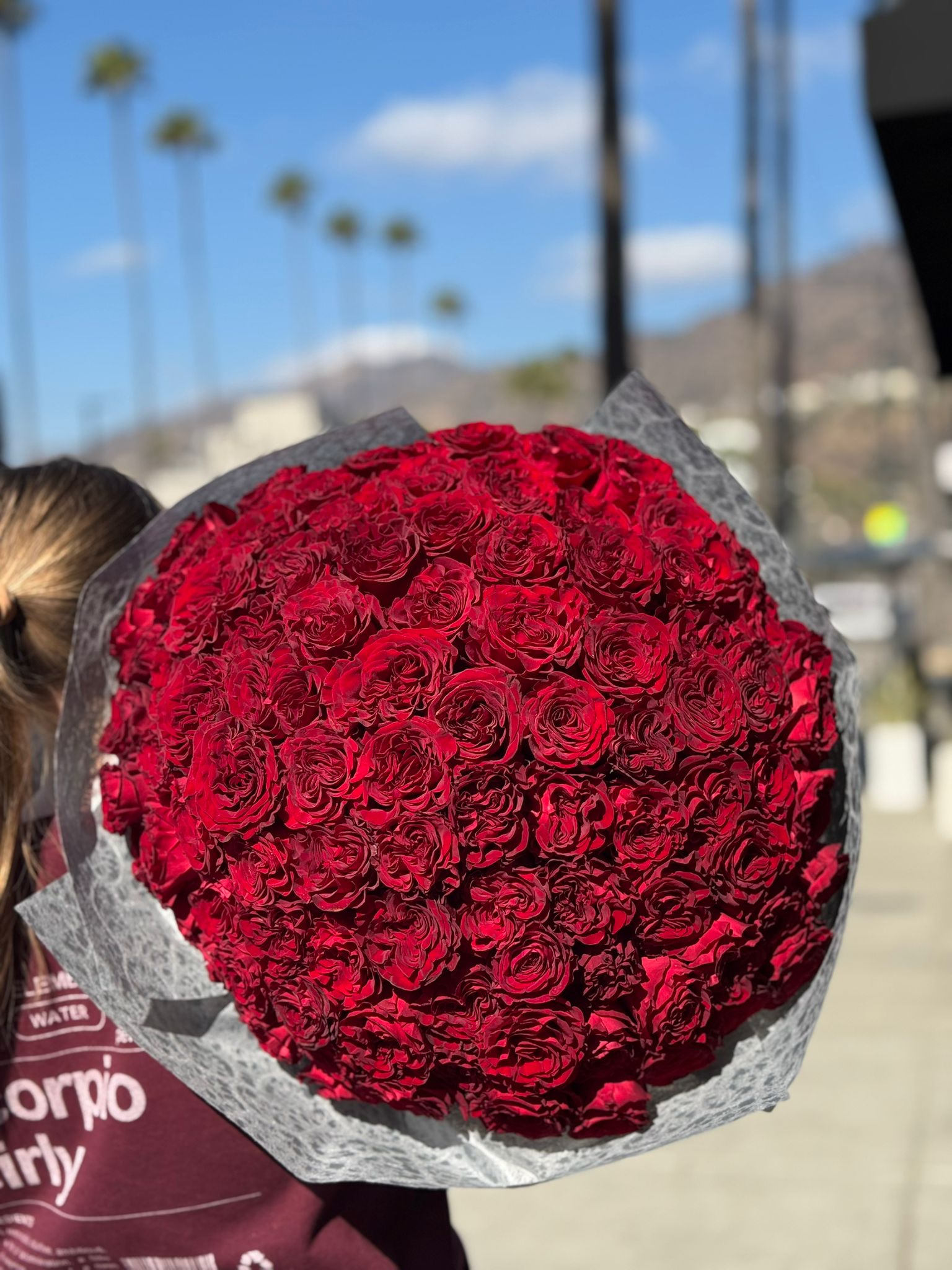 Red Roses Valentine's Day Bouquet - 100 Red Hearts Roses Hand Bouquet